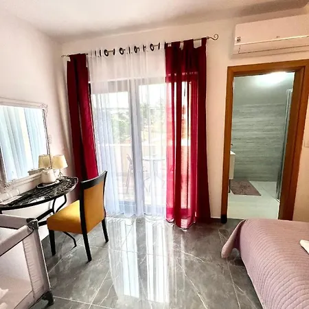 Antiqua Vendégház 4*