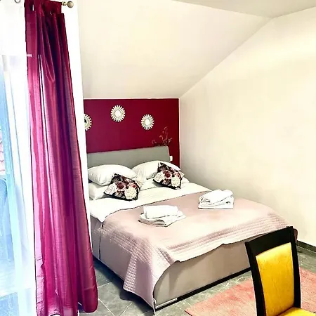 Antiqua Guest house 4*